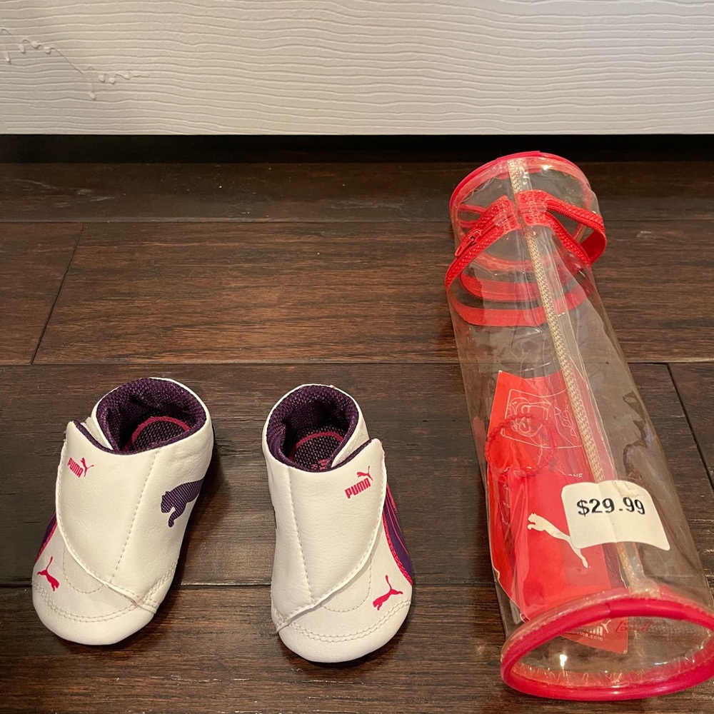 NWT Puma Walker Baby Velcro Shoes Size 2